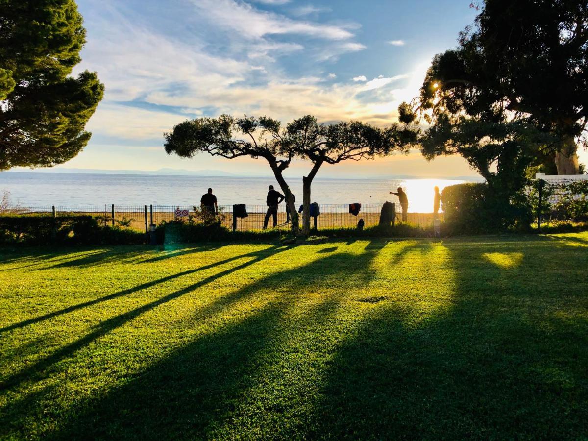 Almadrava Beach 罗萨斯 外观 照片