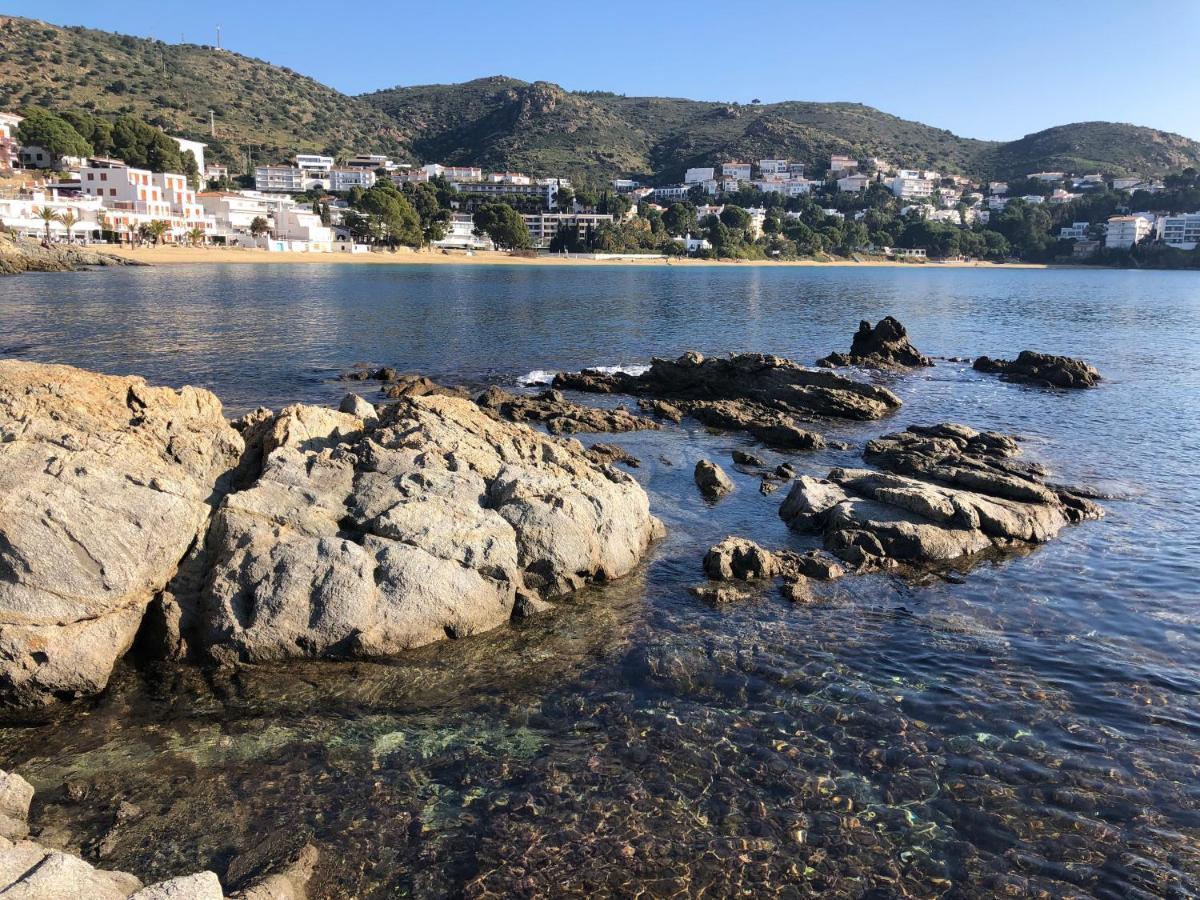 Almadrava Beach 罗萨斯 外观 照片