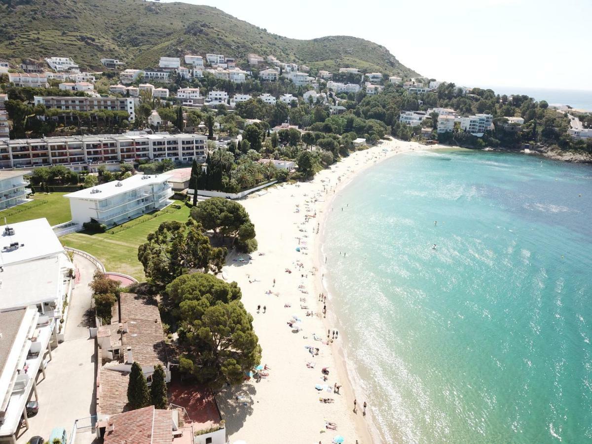Almadrava Beach 罗萨斯 外观 照片