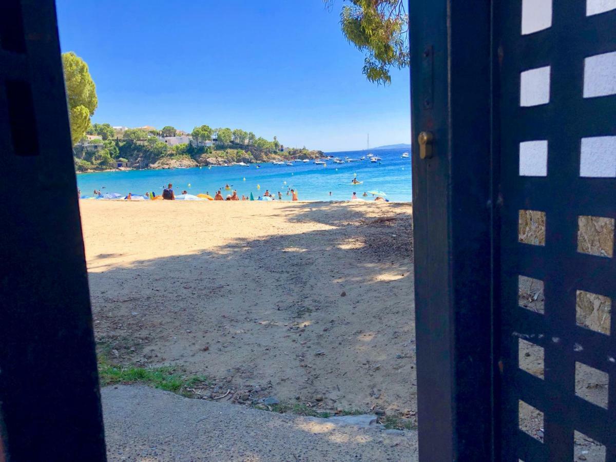 Almadrava Beach 罗萨斯 外观 照片